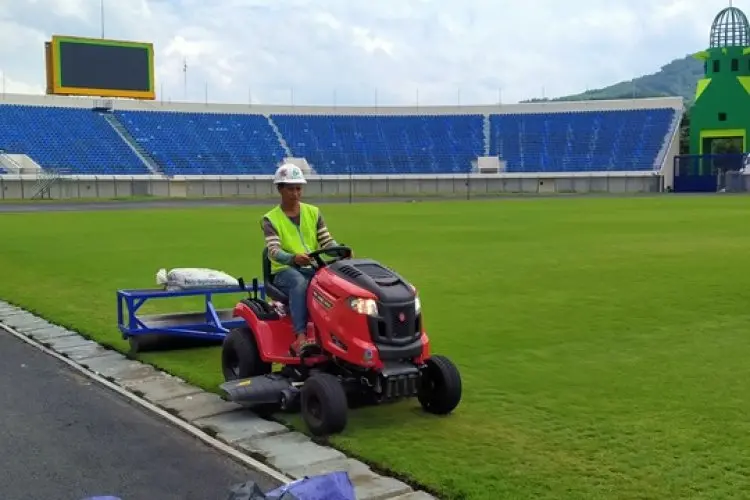 Konser Dewa 19 di Stadion Si Jalak Harupat Bandung Datangkan PAD Rp 925 juta