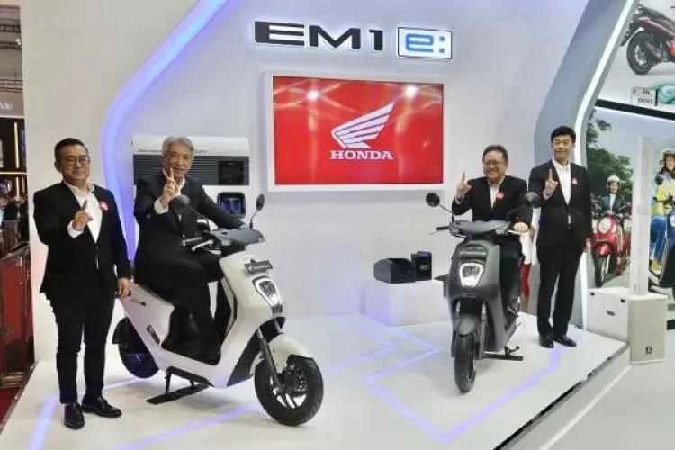 AHM Perkenalkan Sepeda Motor Listrik Honda EM1 di GIIAS 2023