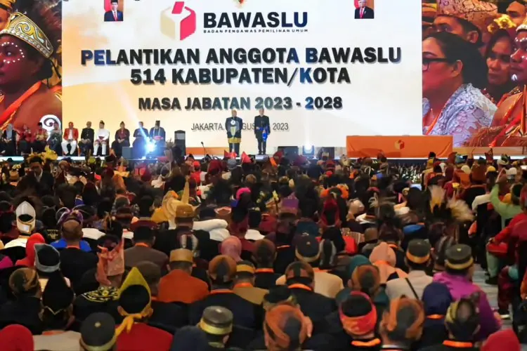 127 Anggota Bawaslu Jabar Dilantik, Siap Tatap Pemilu 2024