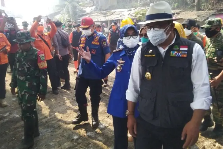 Siapkan Lahan TPS Sementara di TPA Sarimukti, Emil: Volume yang Diizinkan Hanya 150 Ritasi