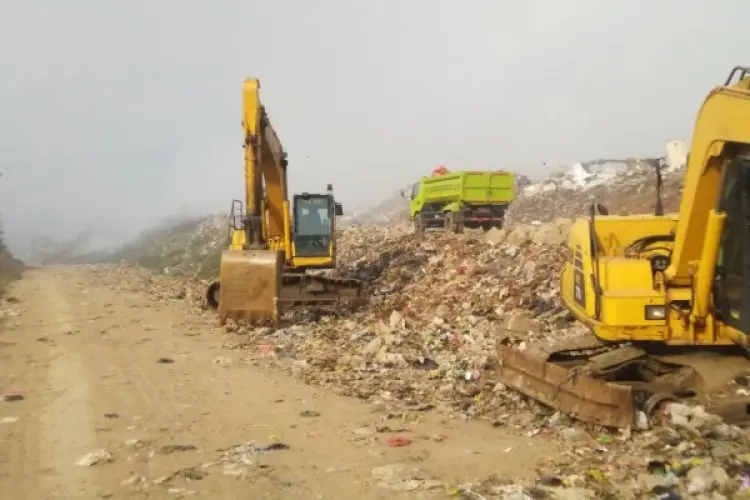 Sikapi Dampak Kebakaran TPA Sarimukti, Pj Wali Kota Cimahi: Jadikan Momentum ini untuk Ubah Perilaku Mengelola Sampah 