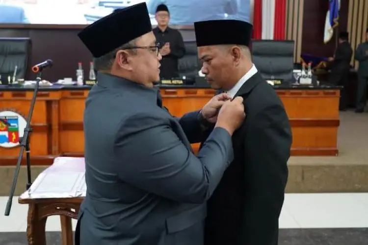 PAW Anggota DPRD Kota Bogor, Syafei Resmi Dilantik Gantikan Dodi Setiawan yang Loncat Partai