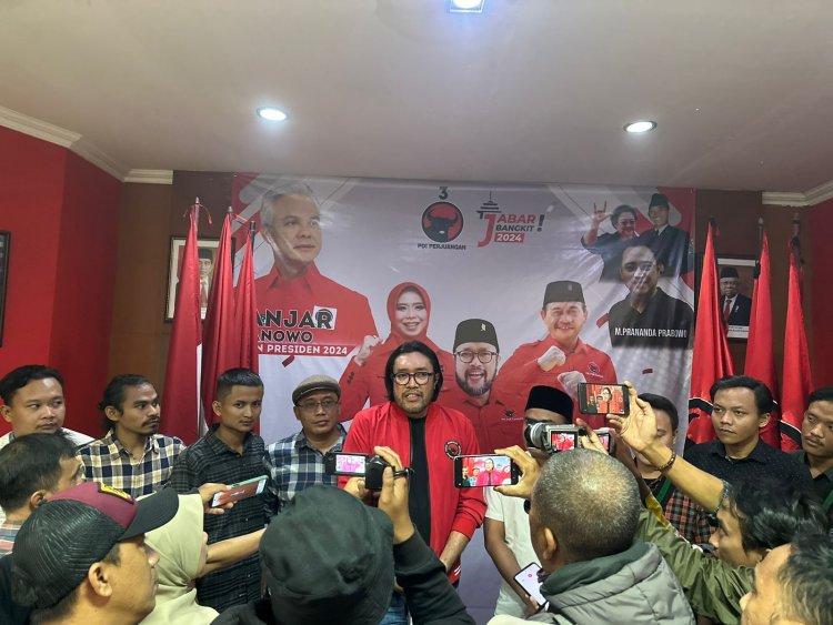 Ono Surono Sesalkan Arogansi Oknum yang Membakar Bendera PDI Perjuangan di Jakarta