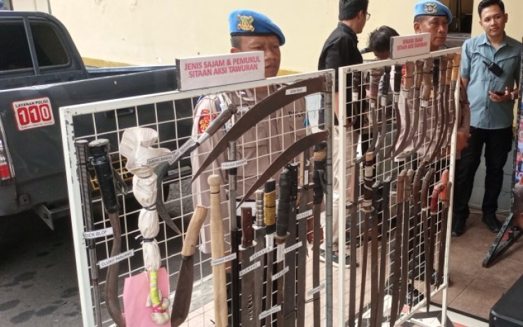 Polresta Bogor Kota Amankan Belasan Pelajar yang Bawa Senjata Tajam  saat Tawuran
