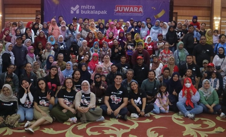 Genjot Penjualan, Mitra Bukalapak Ajarkan Strategi Cross-selling kepada Ratusan Pemilik Warung di Bandung