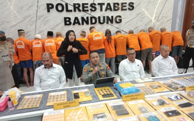 16 Orang Diamankan Polrestabes Bandung Terkait Narkotika di Kota Bandung