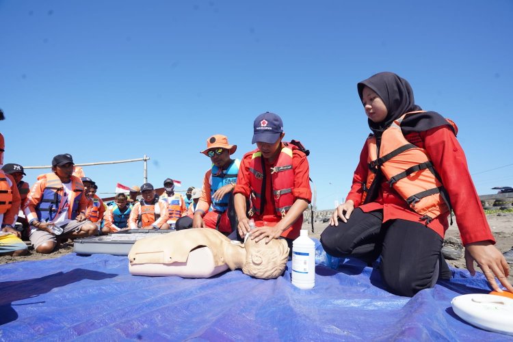 Minimalisir Angka Korban Kecelakaan Laut, JQR Gelar Pelatihan Untuk Nelayan