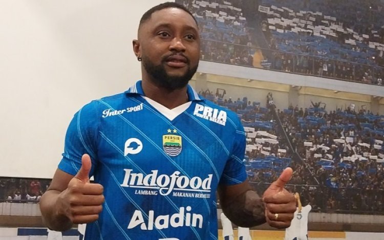 Levy Madinda Ogah Komentari RANS Nusantara FC