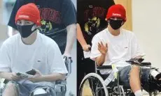 Tengah Cedera, S.Coups SEVENTEEN Terlihat di Kursi Roda dalam Perjalanan ke Jepang untuk Konser Grup