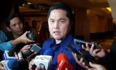 Persib Juara Liga 1: Rekor Bersejarah, Trofi di Kandang, dan Apresiasi Erick Thohir atas Kompetisi yang Makin Profesional