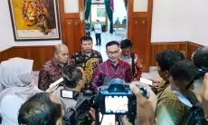 Kepala BKKBN Kukuhkan Ketua Umum Persit KCK Jadi Bunda Asuh Stunting