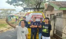 Wajah Gibran Rakabuming Mejeng di Angkot Kabupaten Bandung, Wujud Aspirasi Milenial?