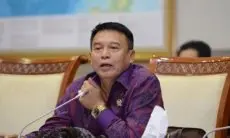 TB Hasanuddin Sayangkan Munculnya Gugatan Aturan Pensiun dari Unsur TNI