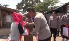 Polrestabes Bandung Salurkan Bantuan Sembako dari Presiden Jokowi Ke Masyarakat