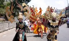 FOTO: Karnaval Pesona Andir Meriahkan HJKB ke-213
