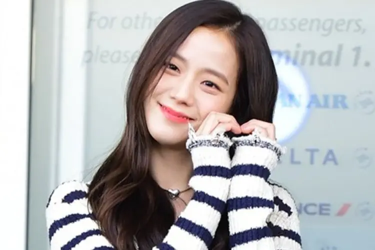 Ternyata Jisoo BLACKPINK Masih Mempertimbangkan untuk Membintangi Drama Zombie 'influenza'
