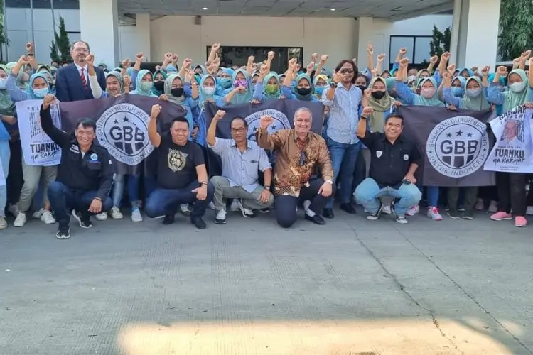 Dari Dalam Pabrik, Dukungan Buruh Untuk Ganjar Makin Bergemuruh