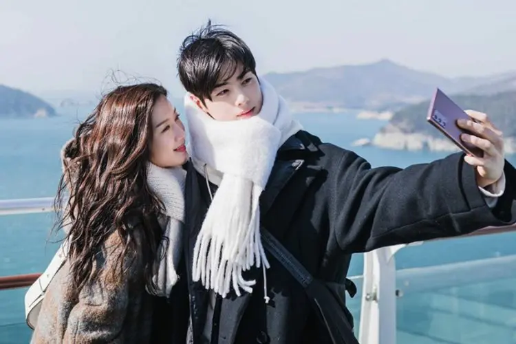 Bikin Heboh, Bintang 'True Beauty' Cha Eun Woo dan Moon Ga Young Dirumorkan Kencan, Begini Faktanya