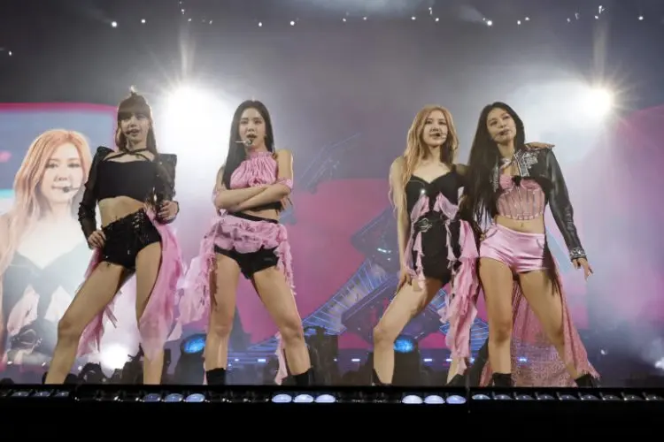 Capai Triliunan, Berikut Pendapatan yang Dihasilkan BLACKPINK Melalui Konser 'BORN PINK'