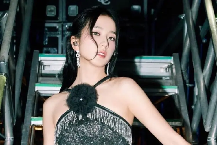 Ikutan War dengan Penggemar, Jisoo Gagal Dapat Tiket Konser Terakhir BLACKPINK di Seoul: Tolong Bantu