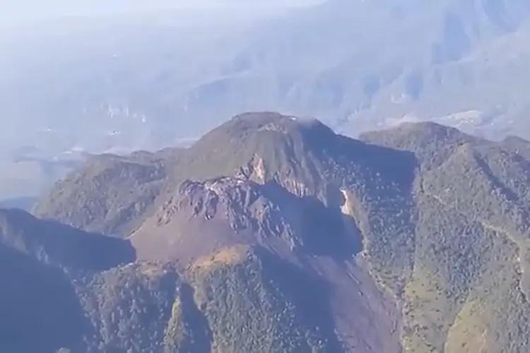 Keindahan Alam Nusa Tenggara Timur Tak Ada Habisnya, Salah Satunya Gunung Anak Ranakah