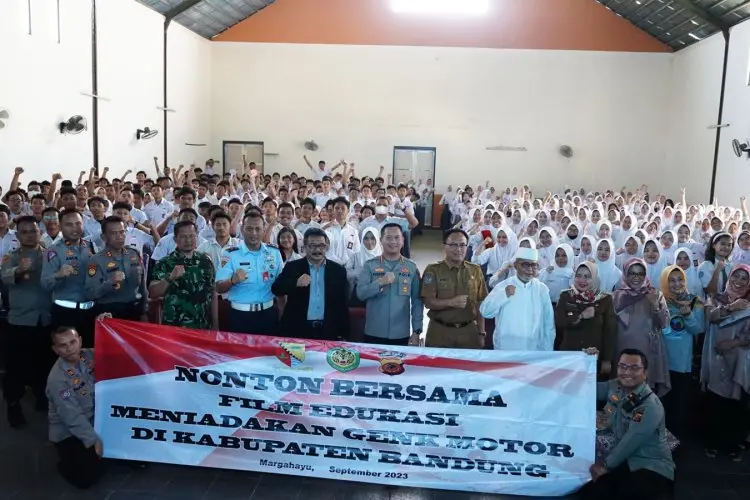 Ratusan Pelajar Antusias Nonton Bareng Film Edukasi Polresta Bandung Meniadakan Geng Motor