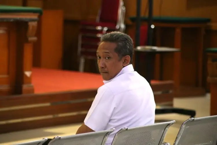 FOTO: Sidang Perdana Yana Mulyana
