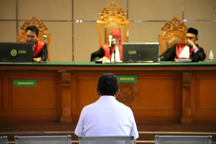 Sikap Kami: Kemenangan Koruptor
