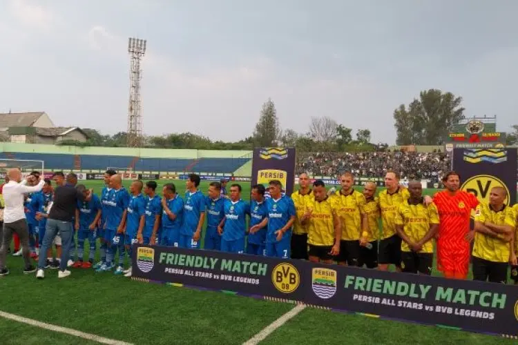 Persib All Stars Kandas dari Borussia Dortmund Legends 4-0