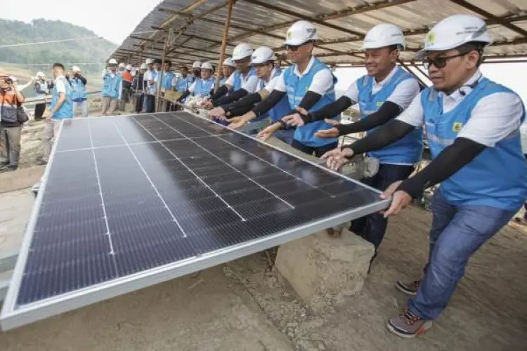 PLTS Terapung Cirata Hampir Rampung, Dirut PLN: Akan Menjadi yang Terbesar di Asia Tenggara