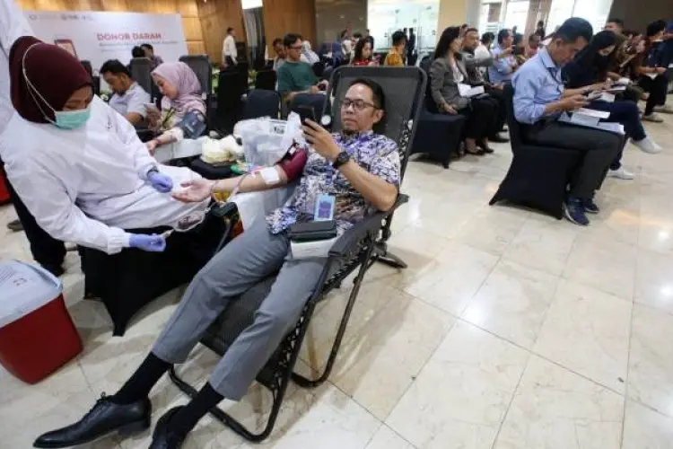 300 Pendonor Ikuti Gelaran Donor Darah Ngabaraya BPMD dan FKIJK Jabar