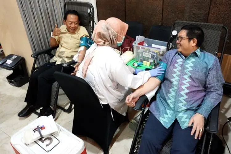 FOTO: Donor Darah Ngabaraya BMPD dan FKIJK Jabar