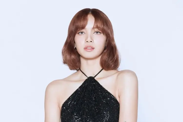 Menolak 2 Tawaran Kontrak Terbaru YG, Lisa BLACKPINK Keluar dari Agensi dan Hiatus hingga Waktu yang Tak Ditentukan??