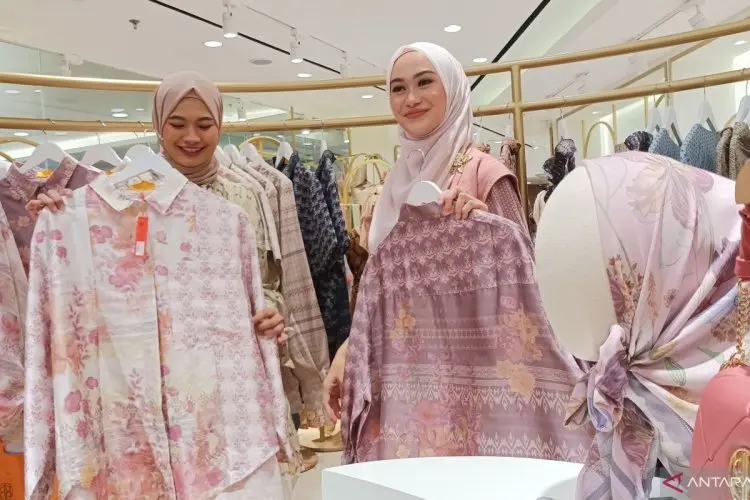 Mengintip 5 Nada Puspita Scarf Collection, Stylist dan Modern