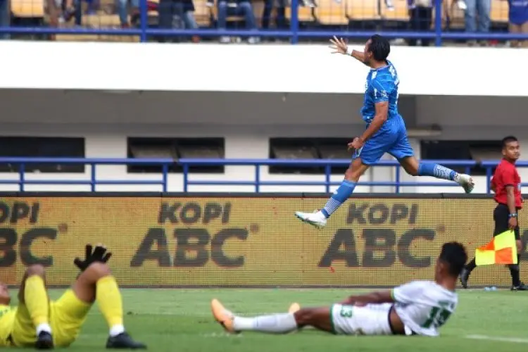 Ini Ungkapan Ezra Walian Kembali Cetak Gol Untuk Persib
