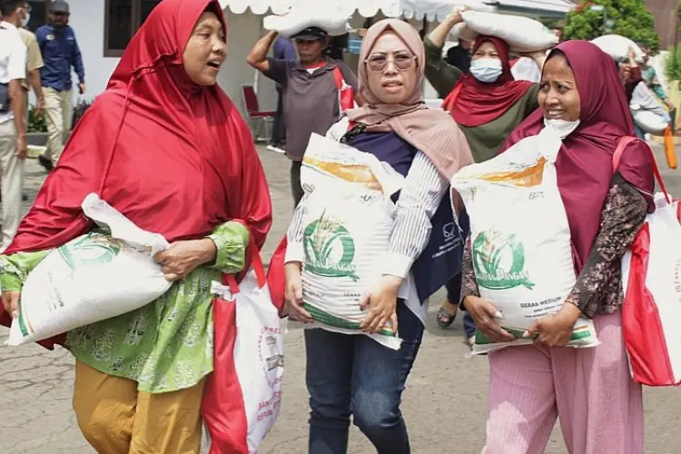 Segini Jumlah Bantuan Beras, Daging dan Telur Ayam untuk Masyarakat Kabupaten Bogor 