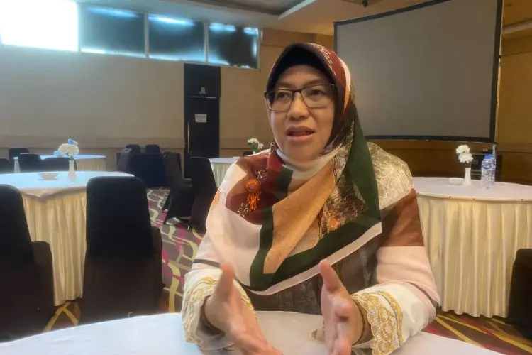 HJKB 213, Ledia Hanifa Singgung Kang Pisman dan Buruan Sae