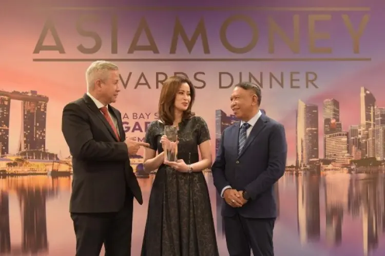 Sukses Terapkan Transformasi Digital, Bank Mandiri Kembali Raih Penghargaan Asiamoney Best Bank Award 2023