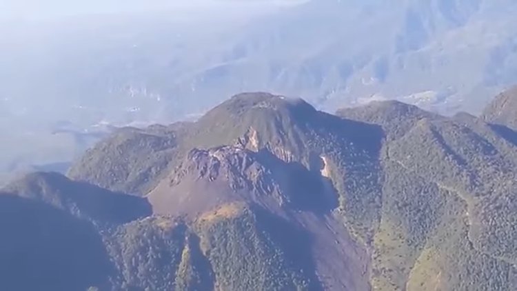 Keindahan Alam Nusa Tenggara Timur Tak Ada Habisnya, Salah Satunya Gunung Anak Ranakah