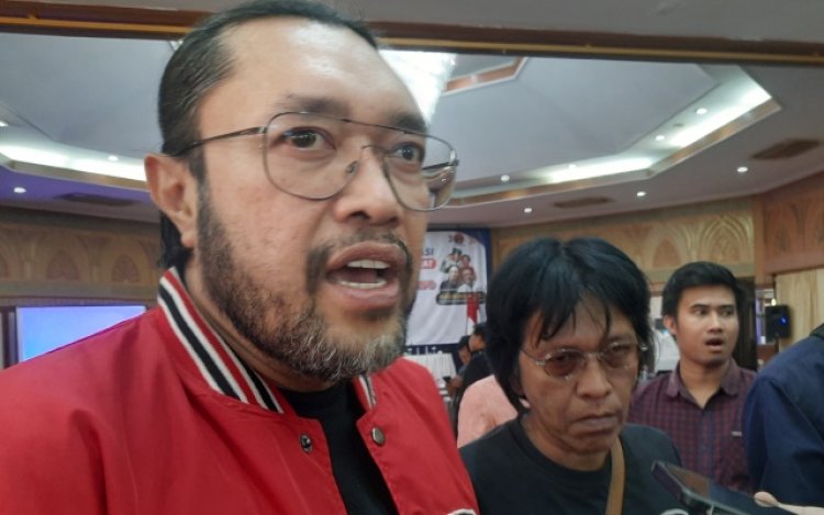 Ono Surono Tegaskan Persib Legend for Ganjar Pranowo Belum Terdaftar Sebagai Relawan