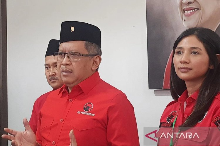 Ganjar Pranowo Muncul di Tayangan Azan TV, Sekjen PDIP Sebut Bukan Politik Identitas
