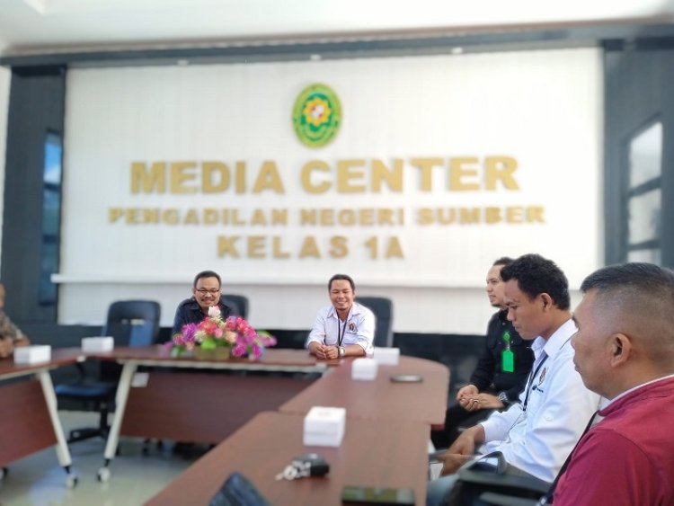 Dikunjungi PWI Kabupaten Cirebon, Ketua PN Sumber Apresiasi Fungsi dan Peran Pers