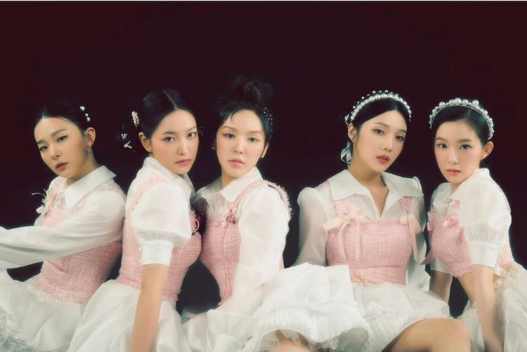 Ungkap Kemarahan, Penggemar Red Velvet Tuduh SM Menekan Irene untuk Tandatangani Kontrak Baru