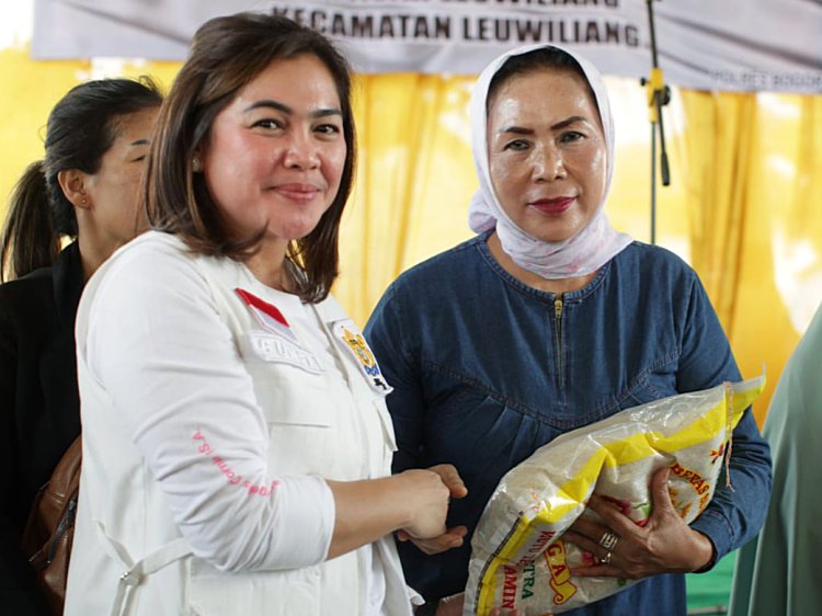 Pedagang Pasar Leuwiliang Terima Bantuan dari Kadin, Kodim dan Polres Bogor