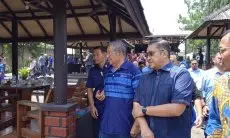 Melepas Rindu, SBY Makan Siang di Restoran Sunda Soreang