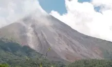 Gempa Guguran di Gunung Karangetang Menurun