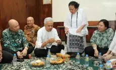 Silaturahmi ke Ceu Popong, Ganjar Ngaku Dapat Pencerahan