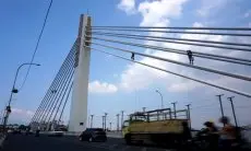 FOTO: Pengecatan Jembatan Layang Pasupati
