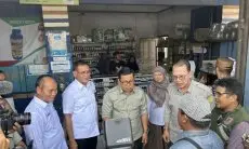 Plt Mentan Berkunjung ke Karawang Pastikan Stok Pupuk Cukup Jelang Musim Tanam