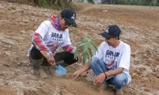 Lestarikan Lingkungan, Pandawa Ganjar Ajak Warga Pangalengan Tanam Pohon